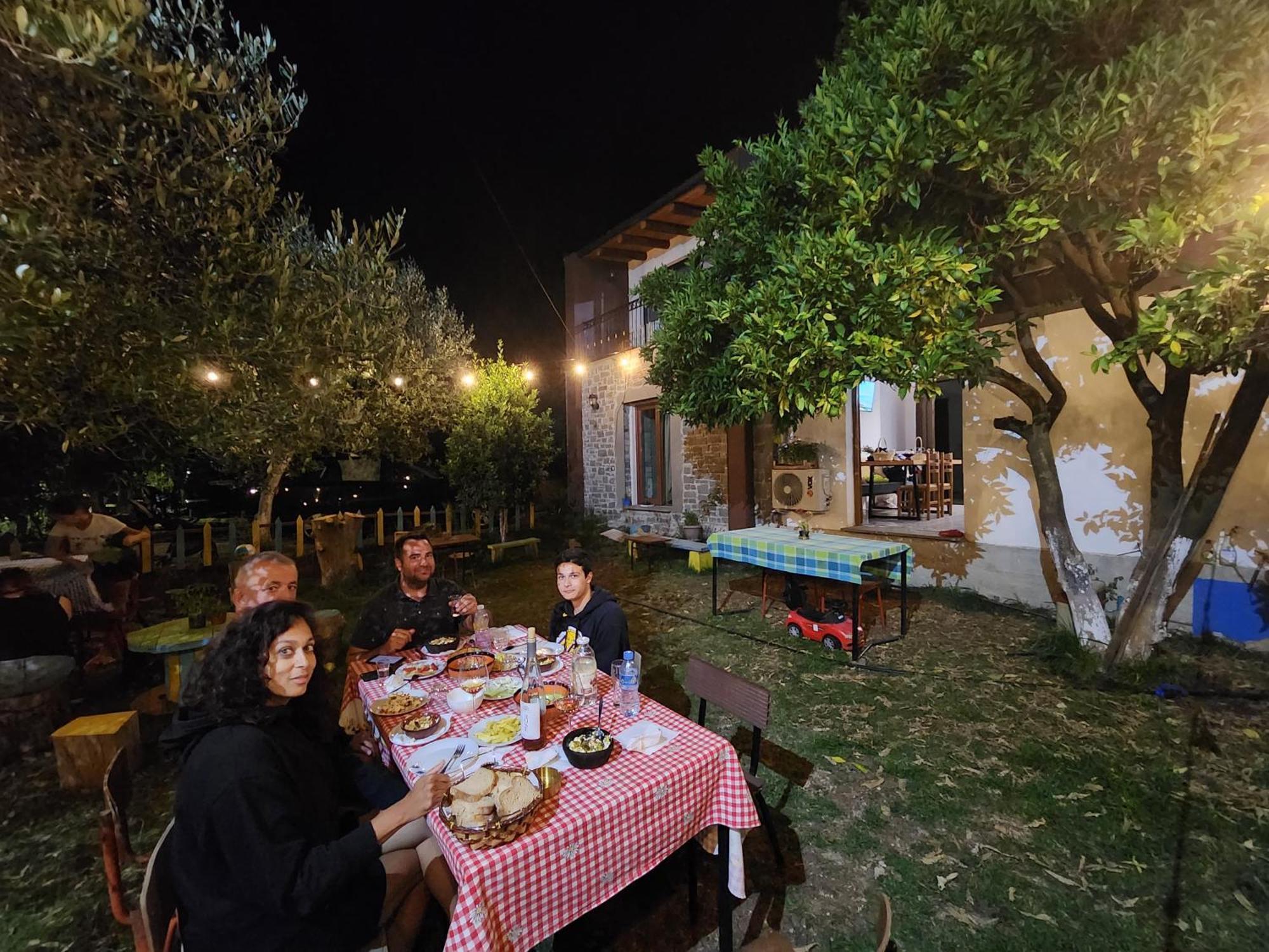 Saraqinishte Villa Shuaipaj מראה חיצוני תמונה